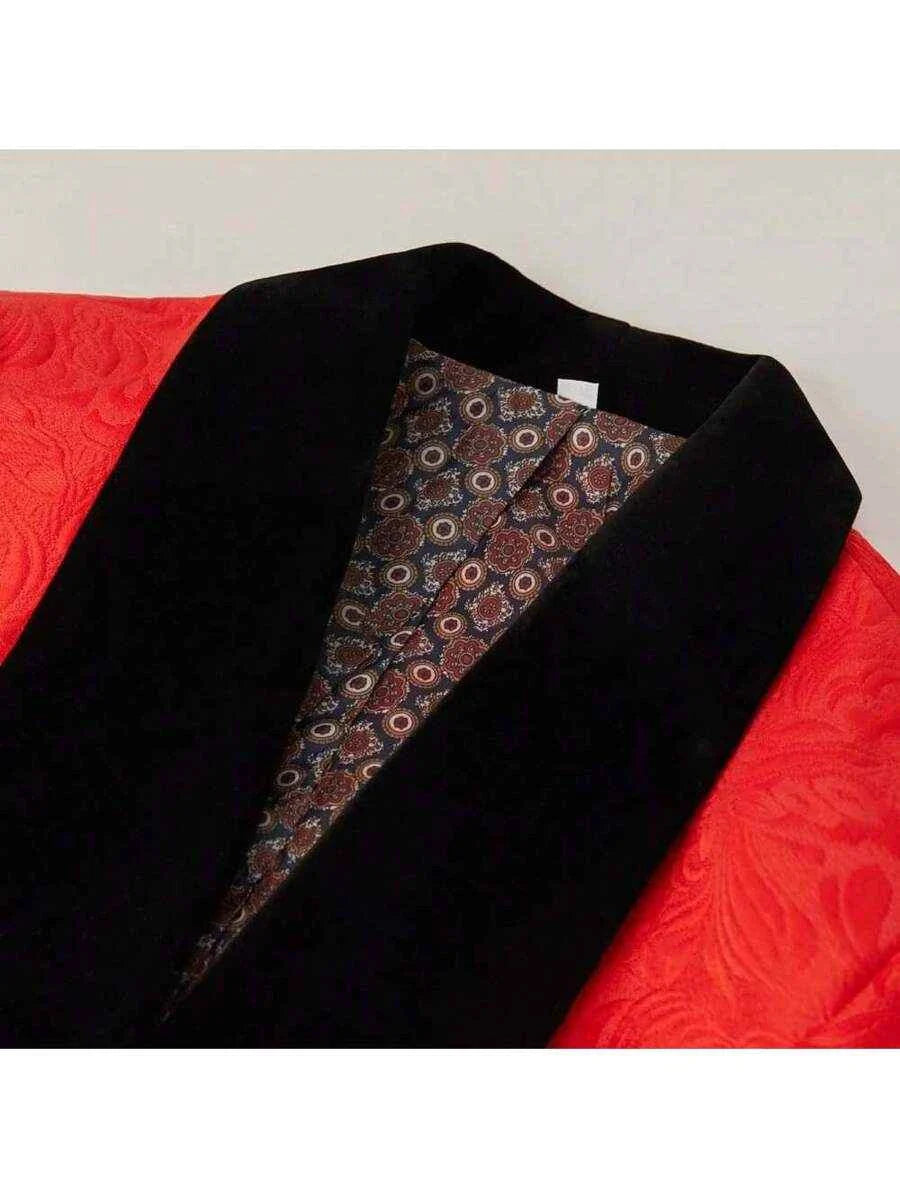 Dreiteiliger Herrenanzug mit floral gemustertem Blazer, Weste und Hose-1